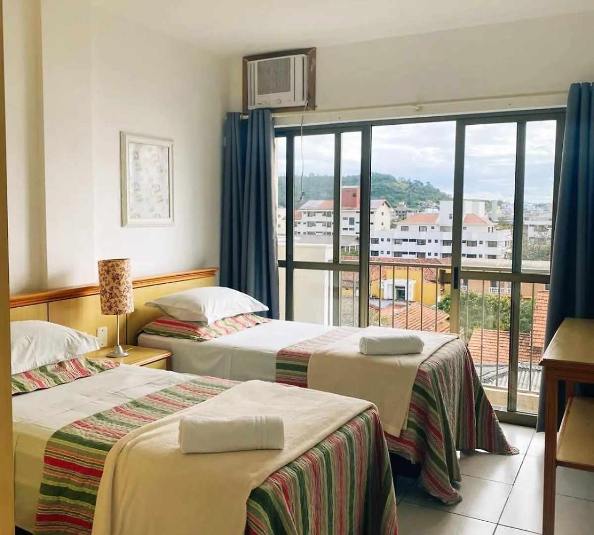 Aparthotel Lexus Beira Mar - Apartamentos Florianopolis